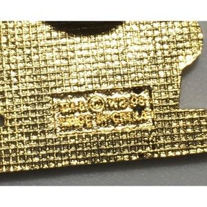 Vintage Jewelry - 🛑SOLD🛑 Vintage 1990’s Taz Pin Vintage Jewelry - 🛑SOLD🛑 Vintage 1990’s Taz Pin